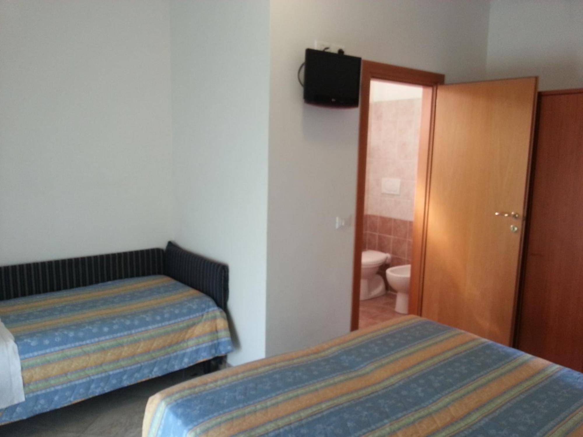 Hotel Trinidad Rímini Habitación foto